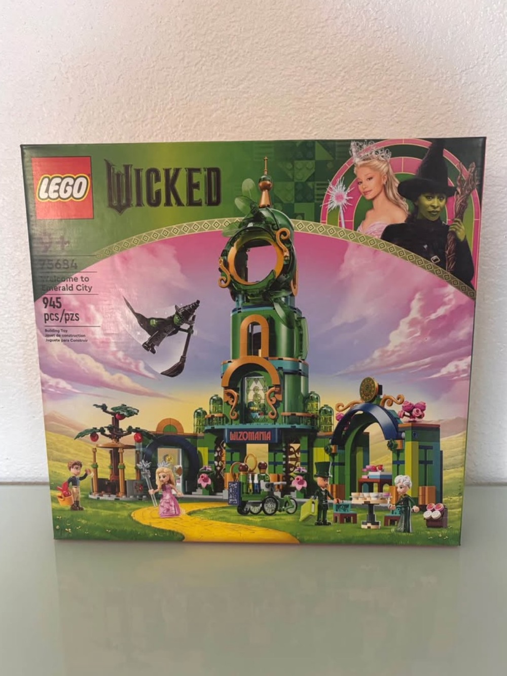 LEGO Wicked- Welcome to Emerald City #75684
